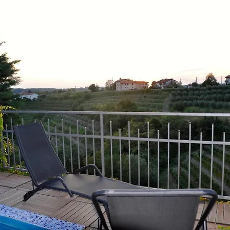In The Heart Of Brda Wine Region, Boris And Darinka Marinic Apartment Dobrovo