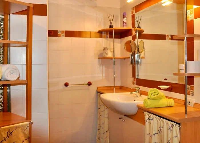 In The Heart Of Brda Wine Region, Darinka Marinic דירה